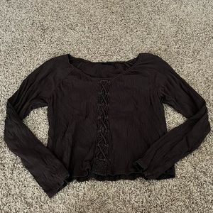 American Eagle cropped, grey long sleeve top.